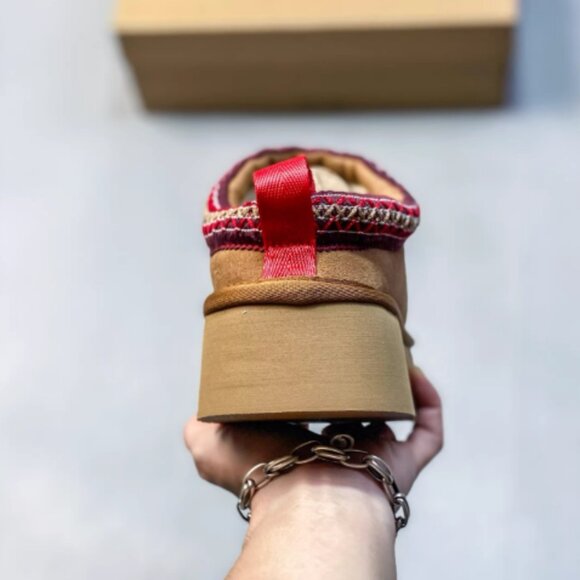 Women’s UGG Tasman slipper - Picture 4 of 6